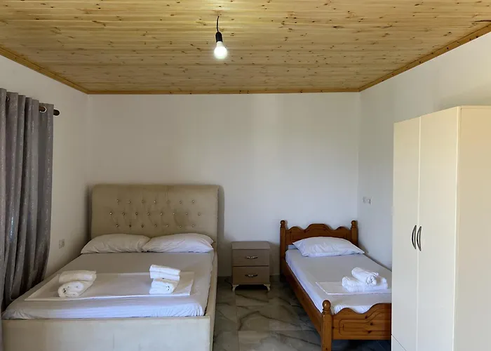 Oni Apartments